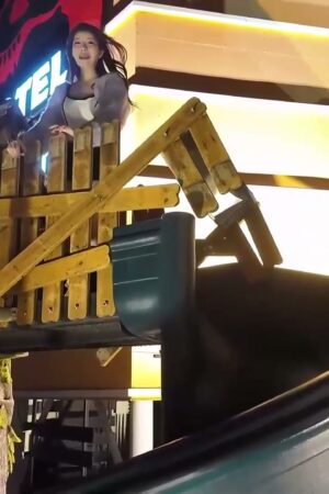 Đêm hoang dại: bạn thân say tình vượt giới hạn, cuồng nhiệt trong nhà nghỉ