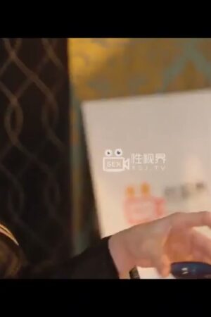 Ba mỹ nhân đại chiến lu bu: những đêm hoan lạc không lối thoát