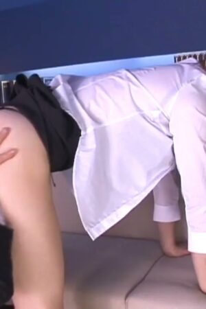 Kirihara Erika gào thét sung sướng, bị phang nát lồn trong 6 bộ đồ cosplay cùng màn bukkake G-cup cực bạo – SOE-238